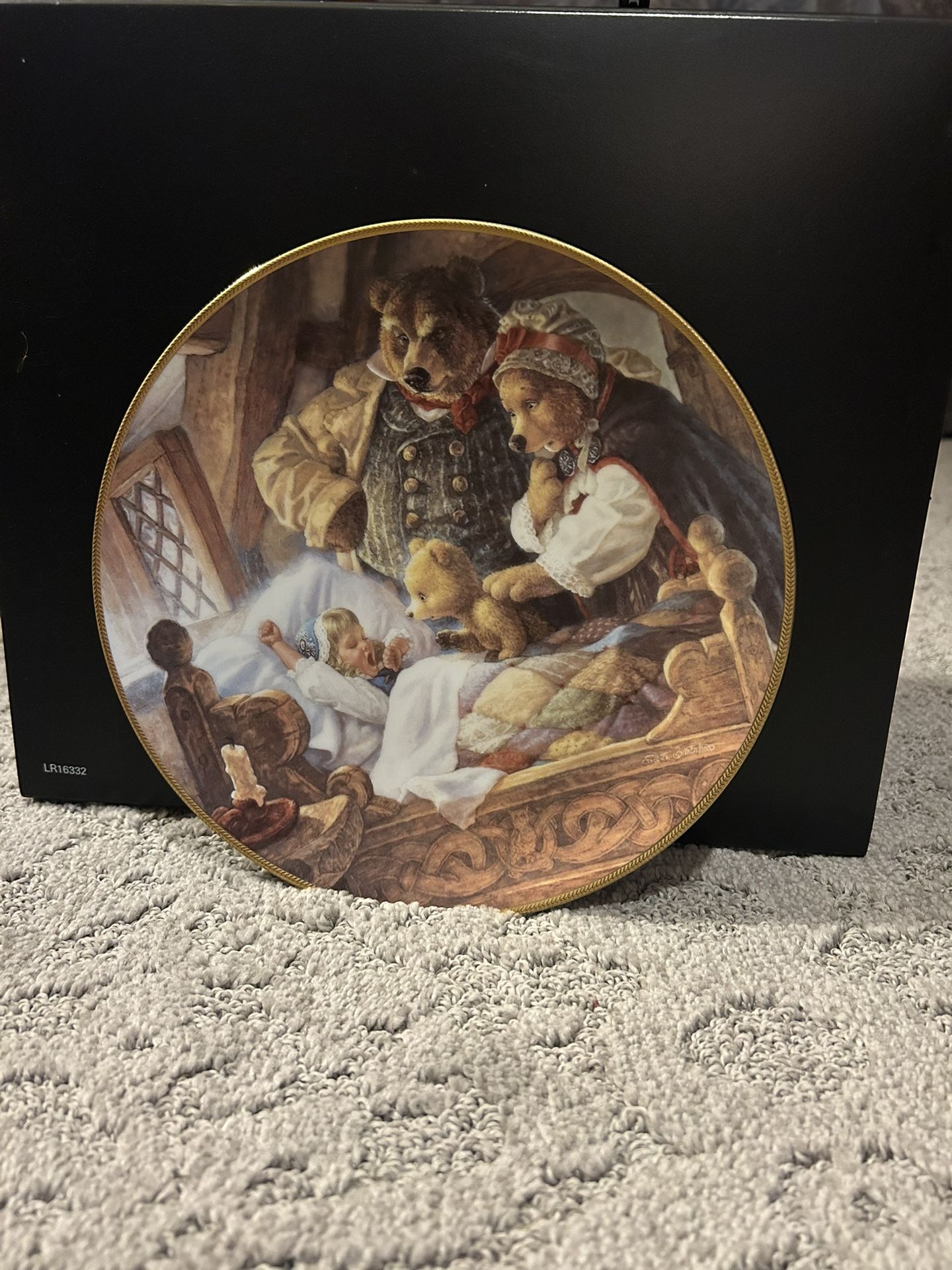 Vintage collectors plate, Goldilocks and the three bears