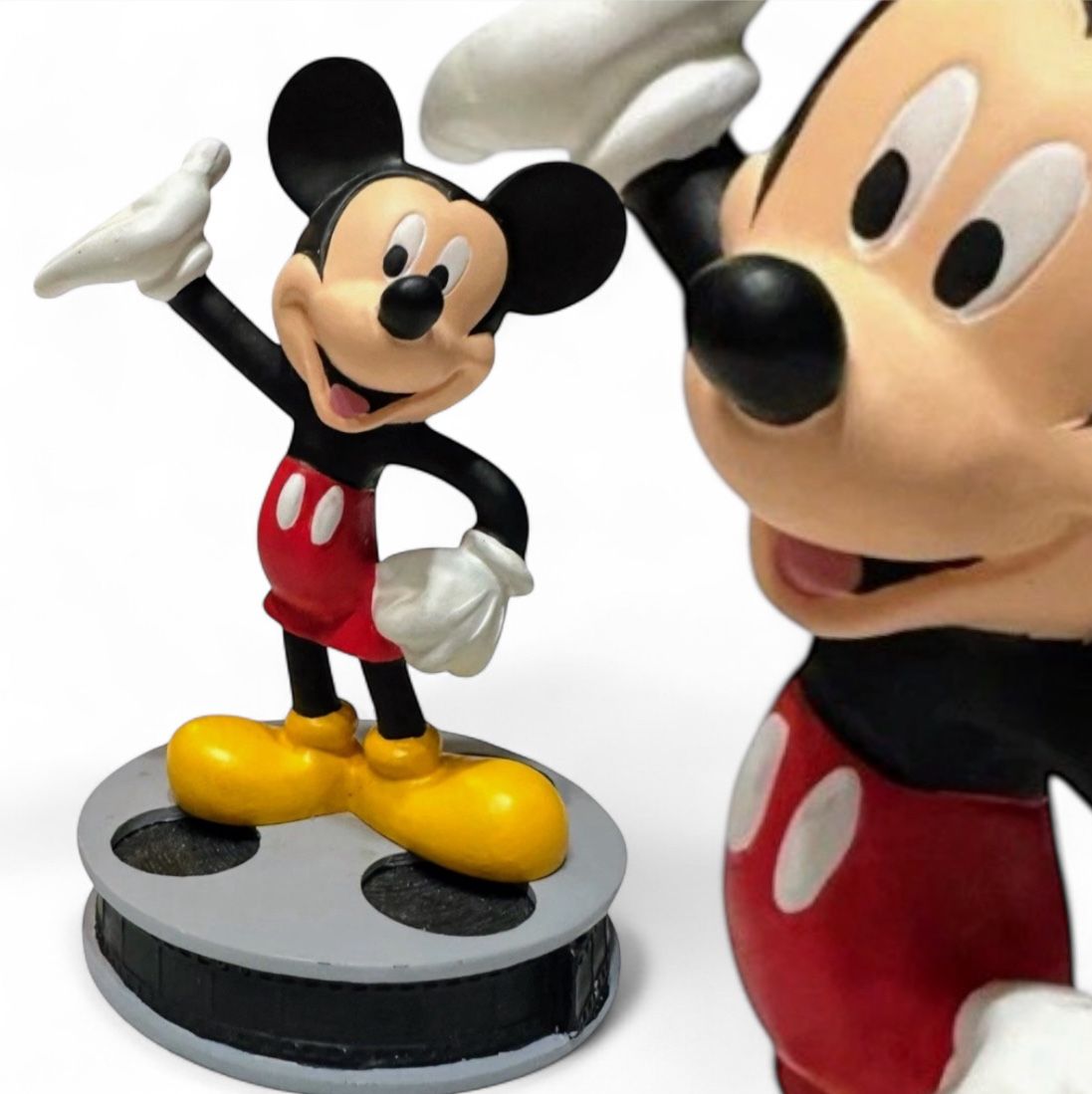 Vintage Disney Mickey Mouse 4.25” Resin Figurine Lorus Applause 1999 w/ Box