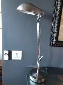 Very Cool Adjustable Desk Lamp