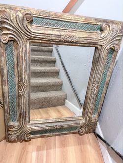 Wall mirror
