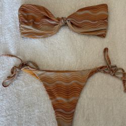 Billabong 2 Piece Matching Swimsuit 