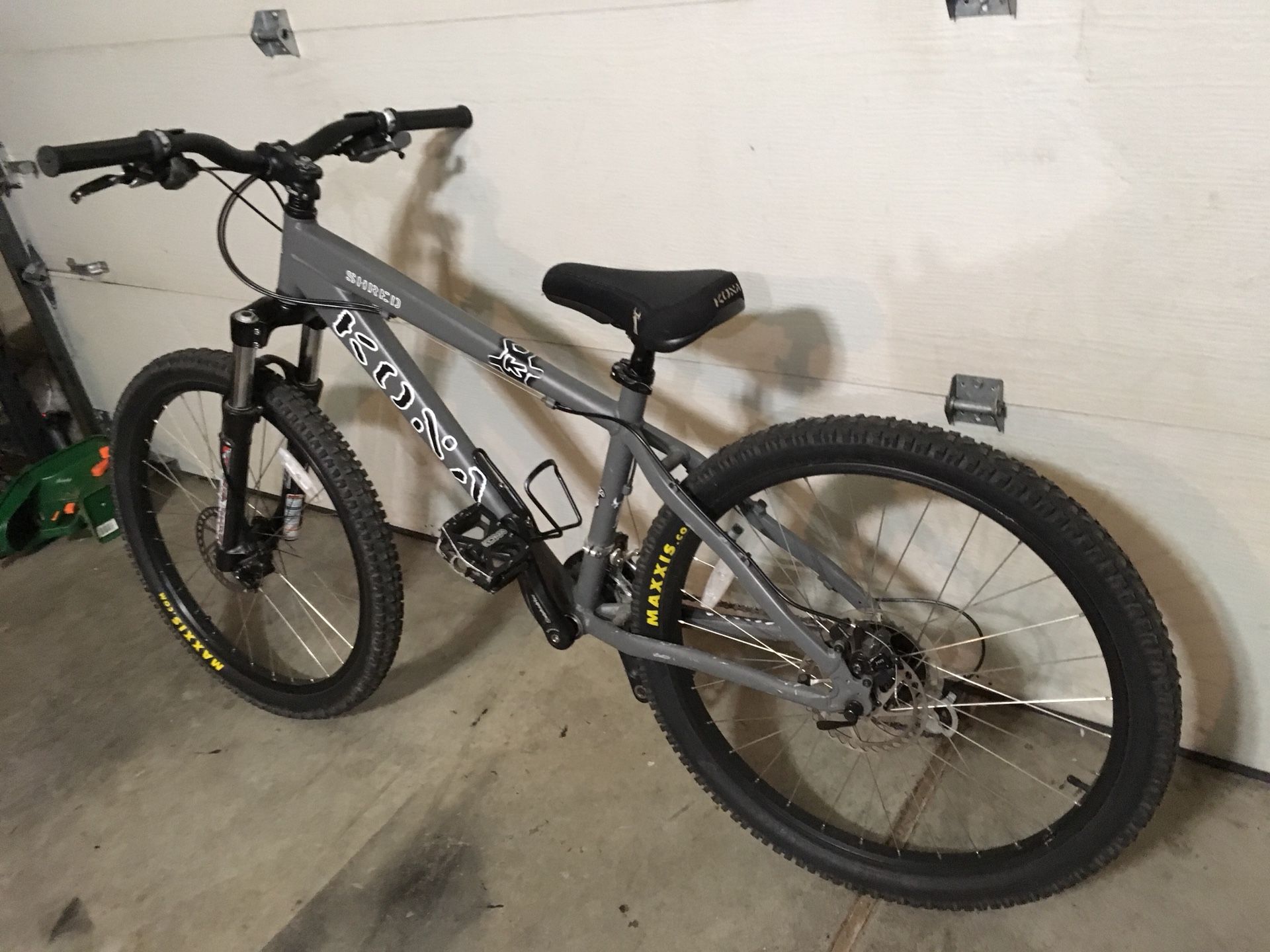 Kona clump deelightful 7005 review