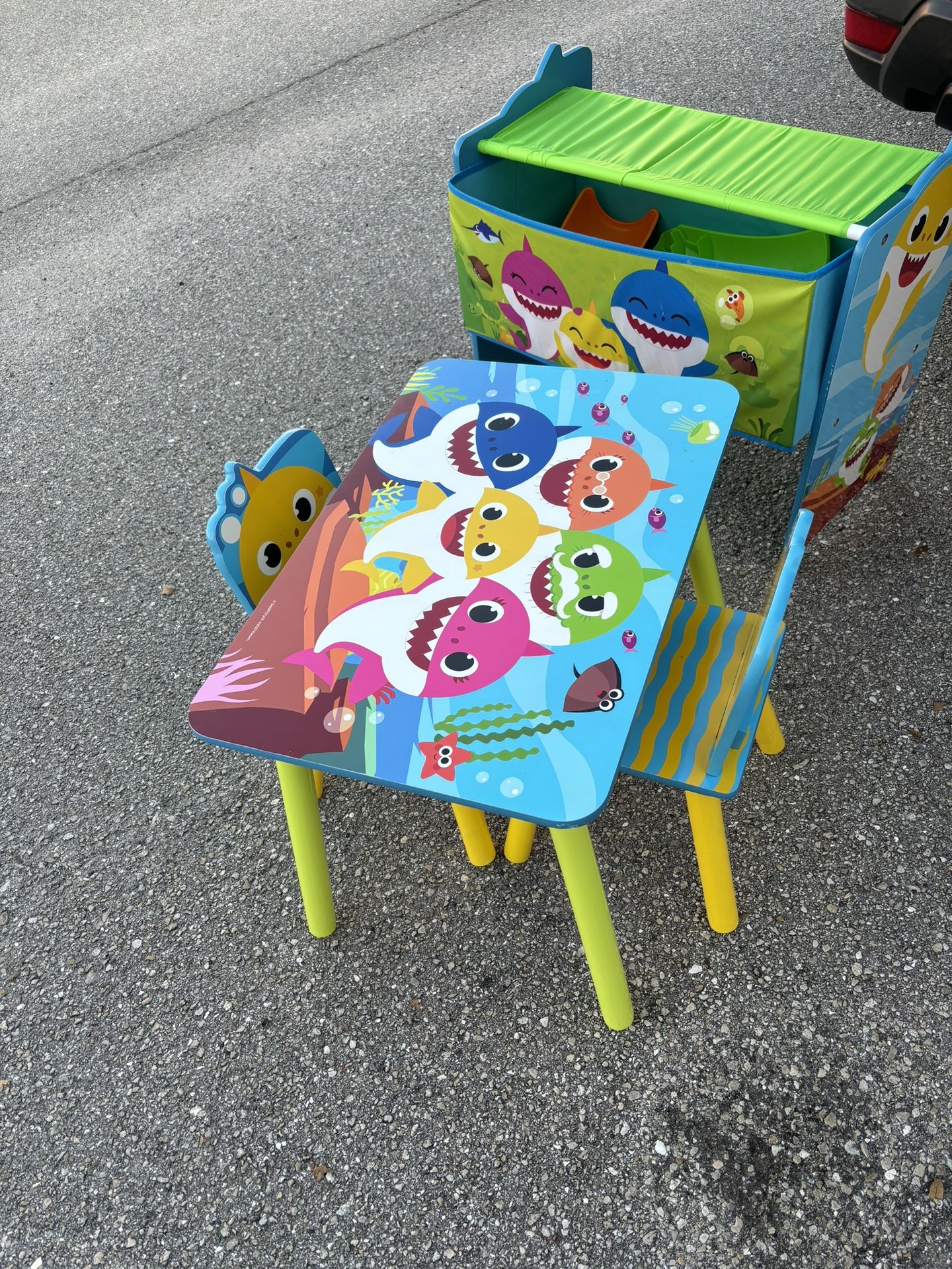 table and chairs with cubby baby shark 