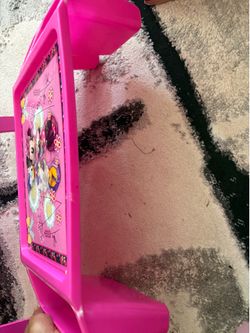 Minnie Mouse lunch/activity table