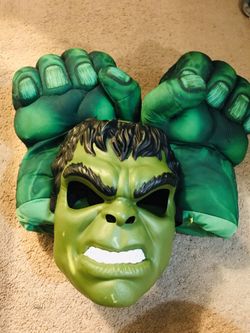 Hulk mask and gloves (makes noise) *collectors Item