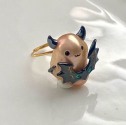 Halloween Collection Natural Gold Flameball Pearl Ghost Adjustable Ring