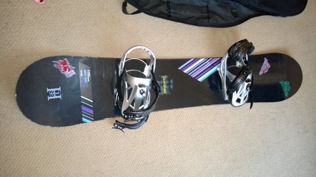 Snowboard, Bindings & Bag