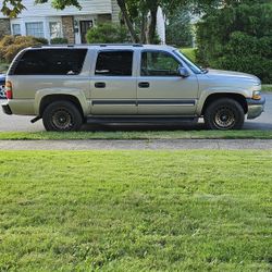 2003 Chevrolet Suburban