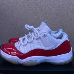 Air Jordan 11 Retro Low 'Cherry' 2016