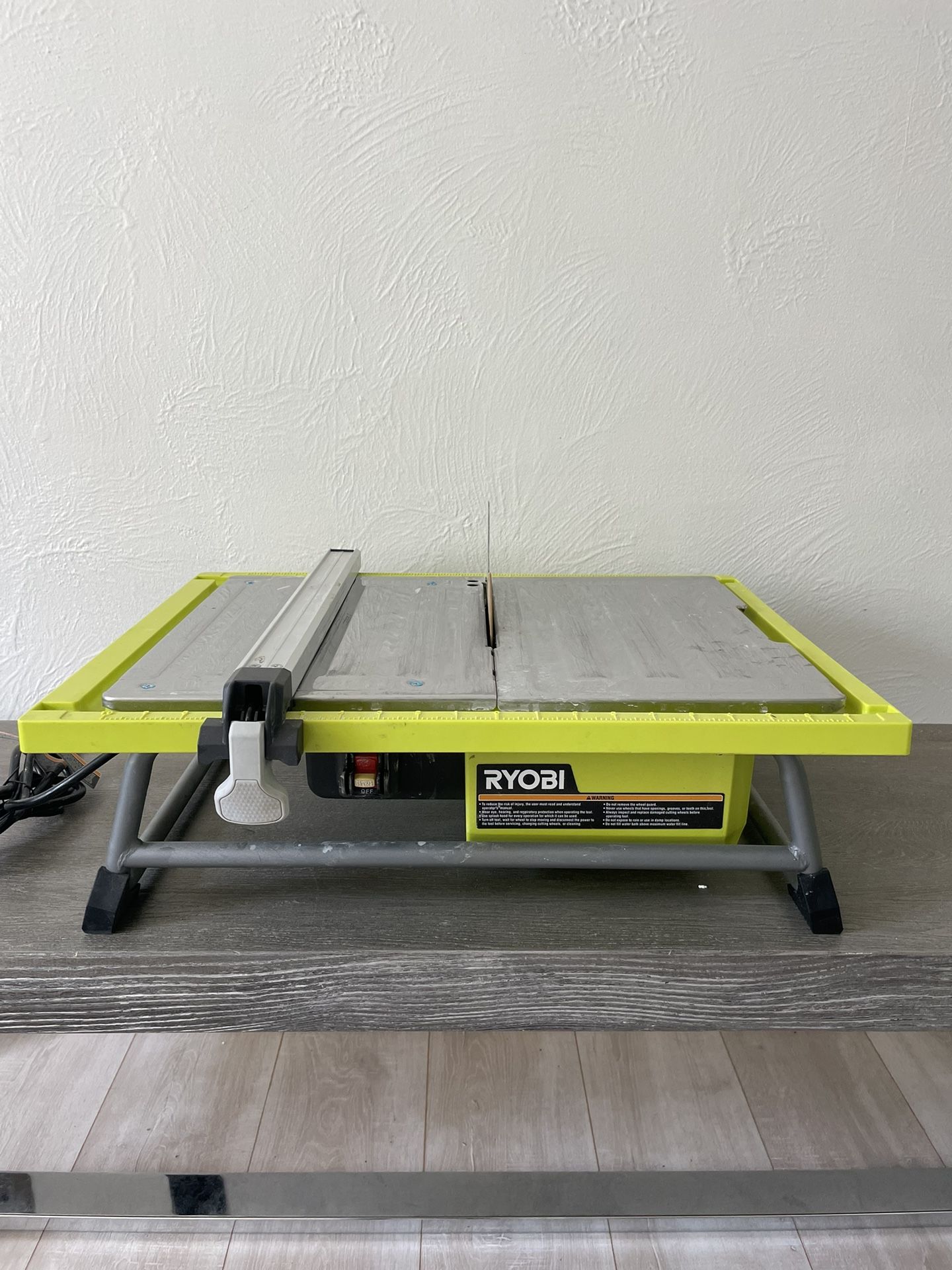 Ryobi Tabletop Tile Saw