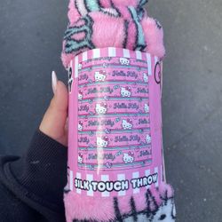 Hello Kitty Blanket 