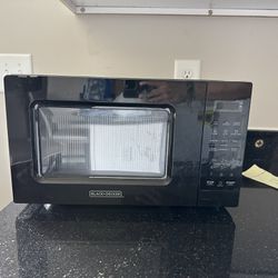 Black And Decker Microwave Oven 700 Watt