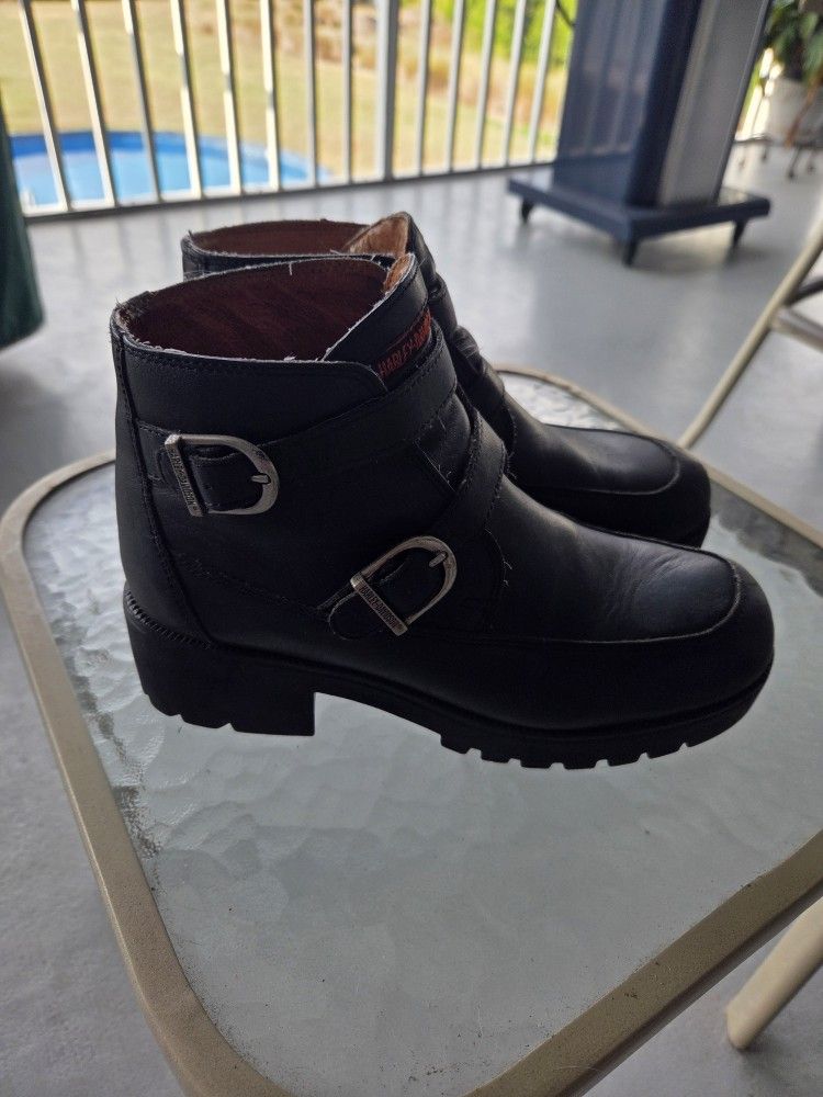 Woman's Harley Davidson Boots