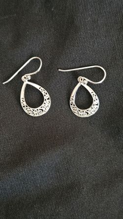 Silver Filigree Teardrop Drop Earrings