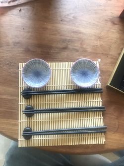 Sushi kit! 2 ceramic sauce dipping plates, 3 pairs of black and gold chop sticks, rice molds.