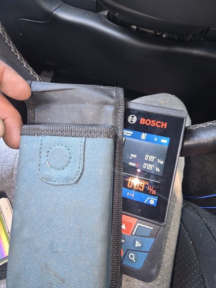 Bosch Range Finder New