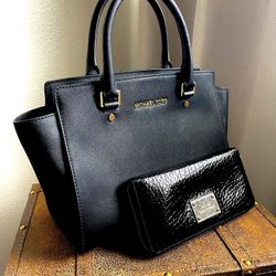 Michael Kors Purse & Wallet