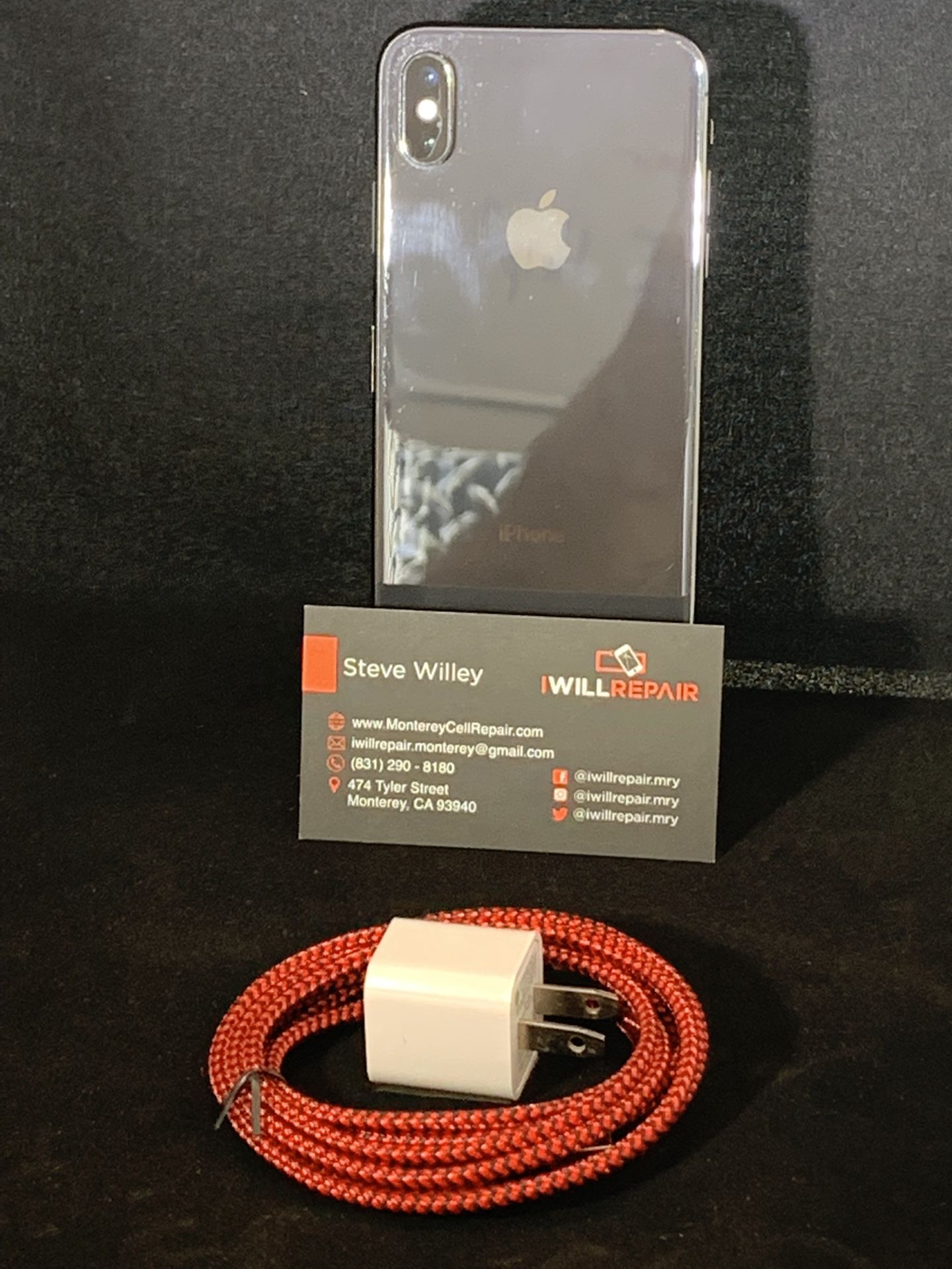 Apple iPhone X black 64 GB unlocked $350