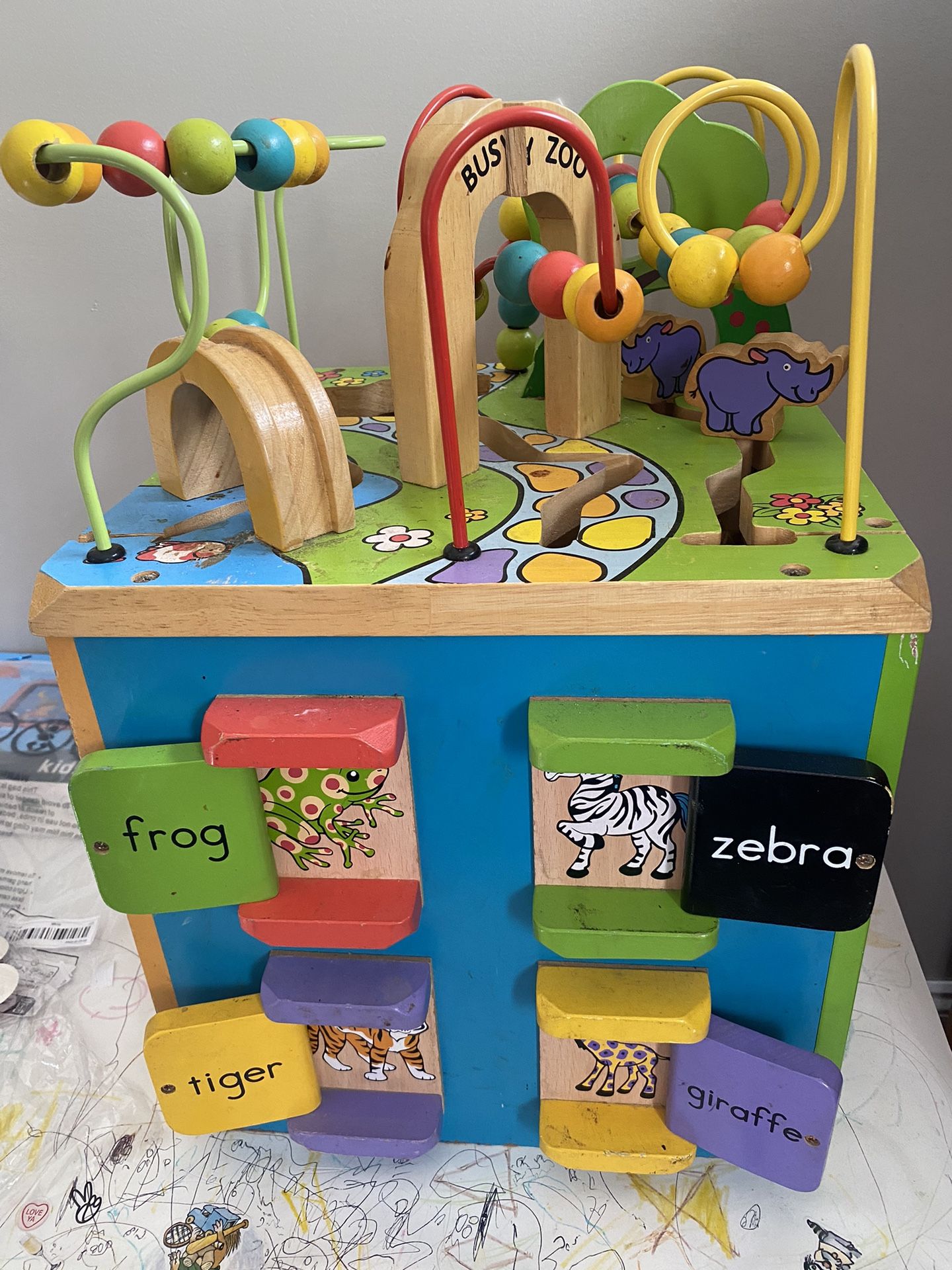 TODDLER WOODEN ZOO ACTIVITY CENTER 
