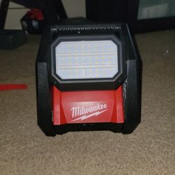 Brand New Milwaukee Dual Power Flood Light