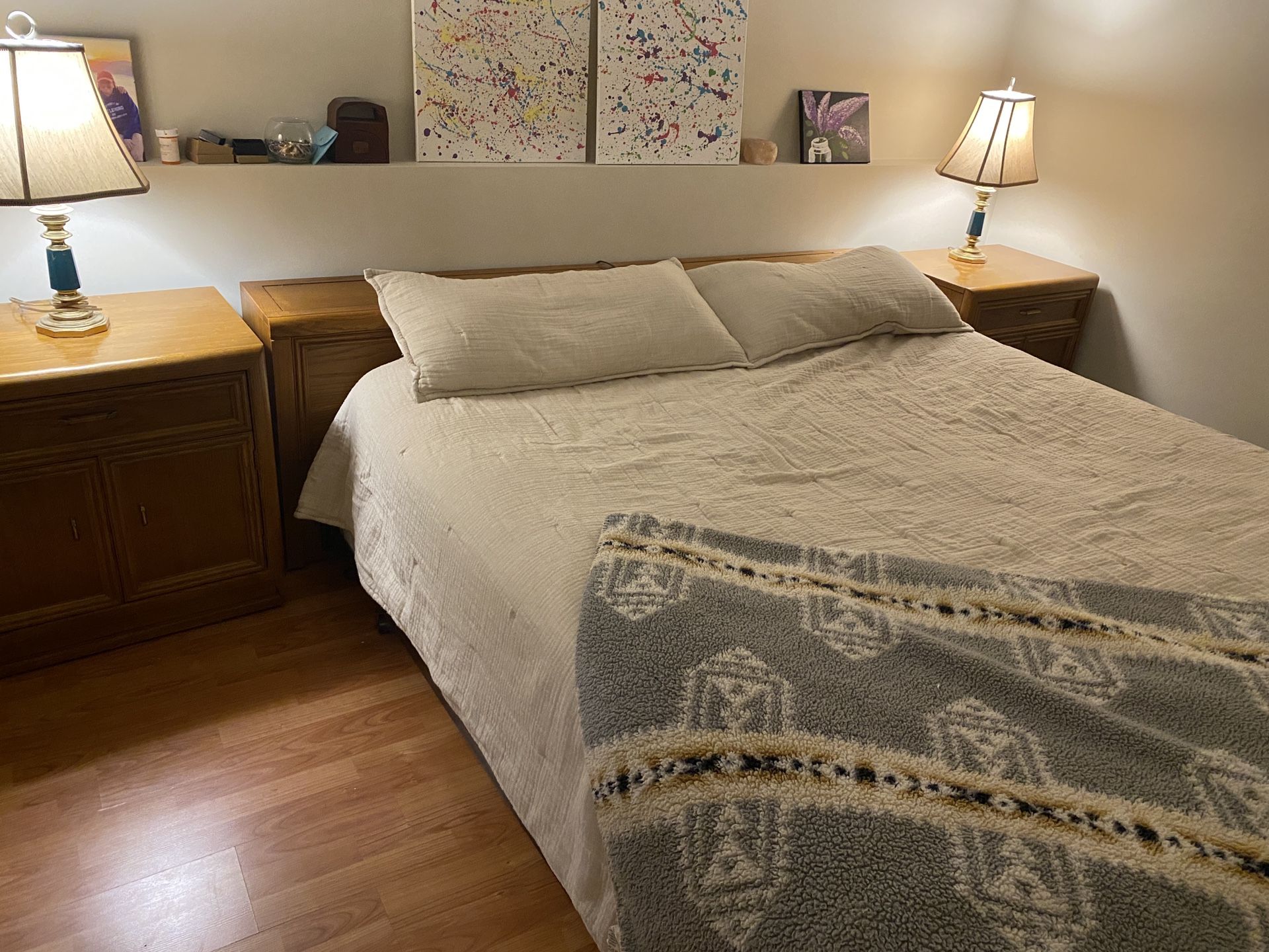 Thomasville King Bedroom Set for Sale in Worcester, MA OfferUp