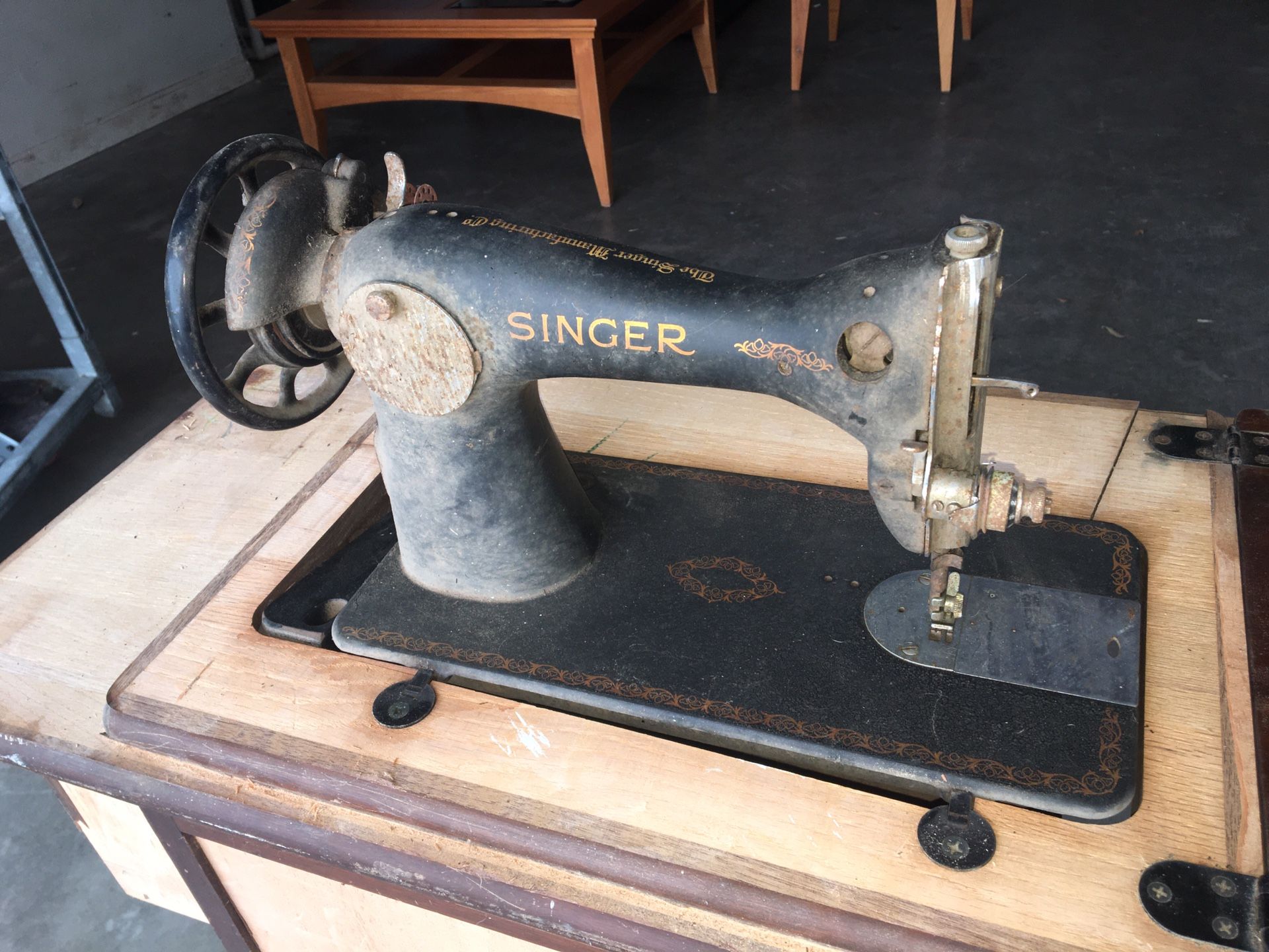 Singer sewing machine