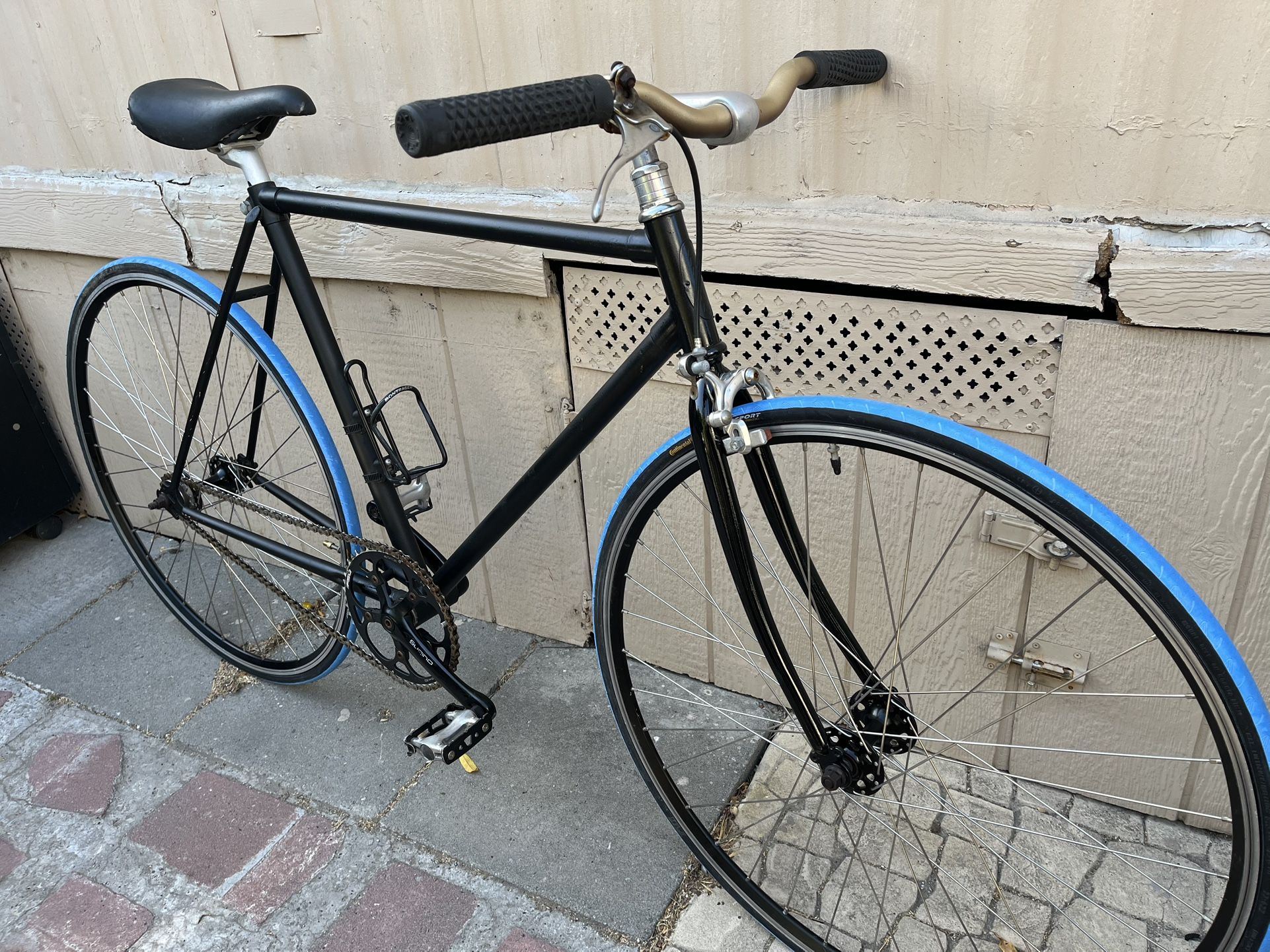 good bike evryting work good tires size 28