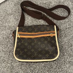 Louis Vuitton Bosphore