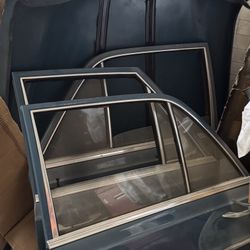 Parts Mercedes 250S 1967