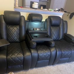 $800  Valencia Tuscany  Leather Theater Seats(Local Pickup only)
