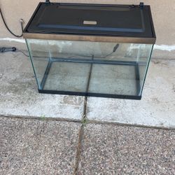 Fish Tank H17.5- W24