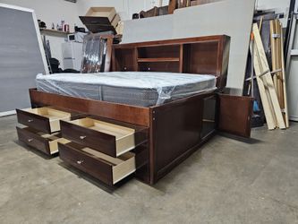 Full Captains Bed And Mattress 