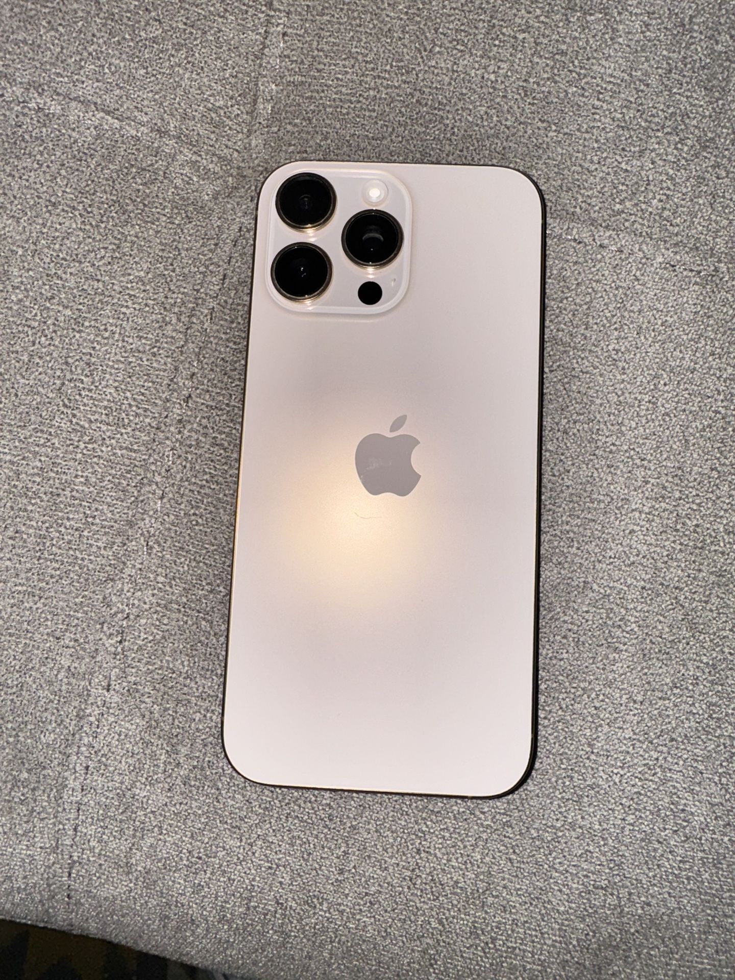 iPhone 16 Pro Max PARTS ONLY