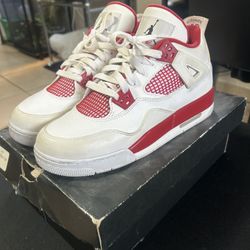 Retro Jordan 4”s Alternate 89”s