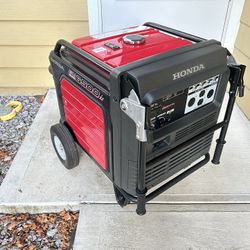 Honda eu6500is Generator Only 21 Hours on it Super Quiet Like New