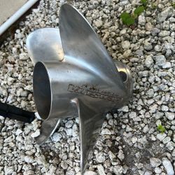 Mercury Vensura Propeller