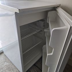 Mini Fridge And freezer works Great