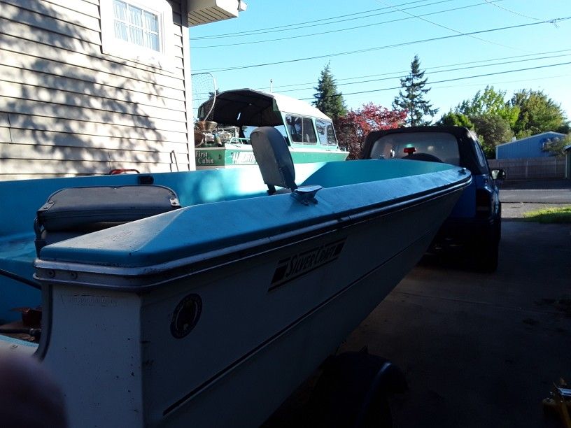 Silver craft 14 Ff Open Boat Big And Roomy. Very Stable. Wide Fishing Boat For River And Lakes I'm Firm On Price Little Merc Is In Near Mint 4.5 Hp