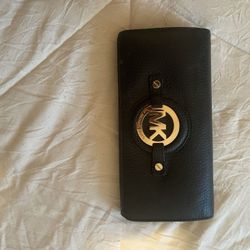 Purses and Wallets 