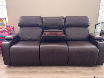 Three seats electric recliner - great shape
