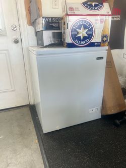 Magic Chef Chest Freezer White
