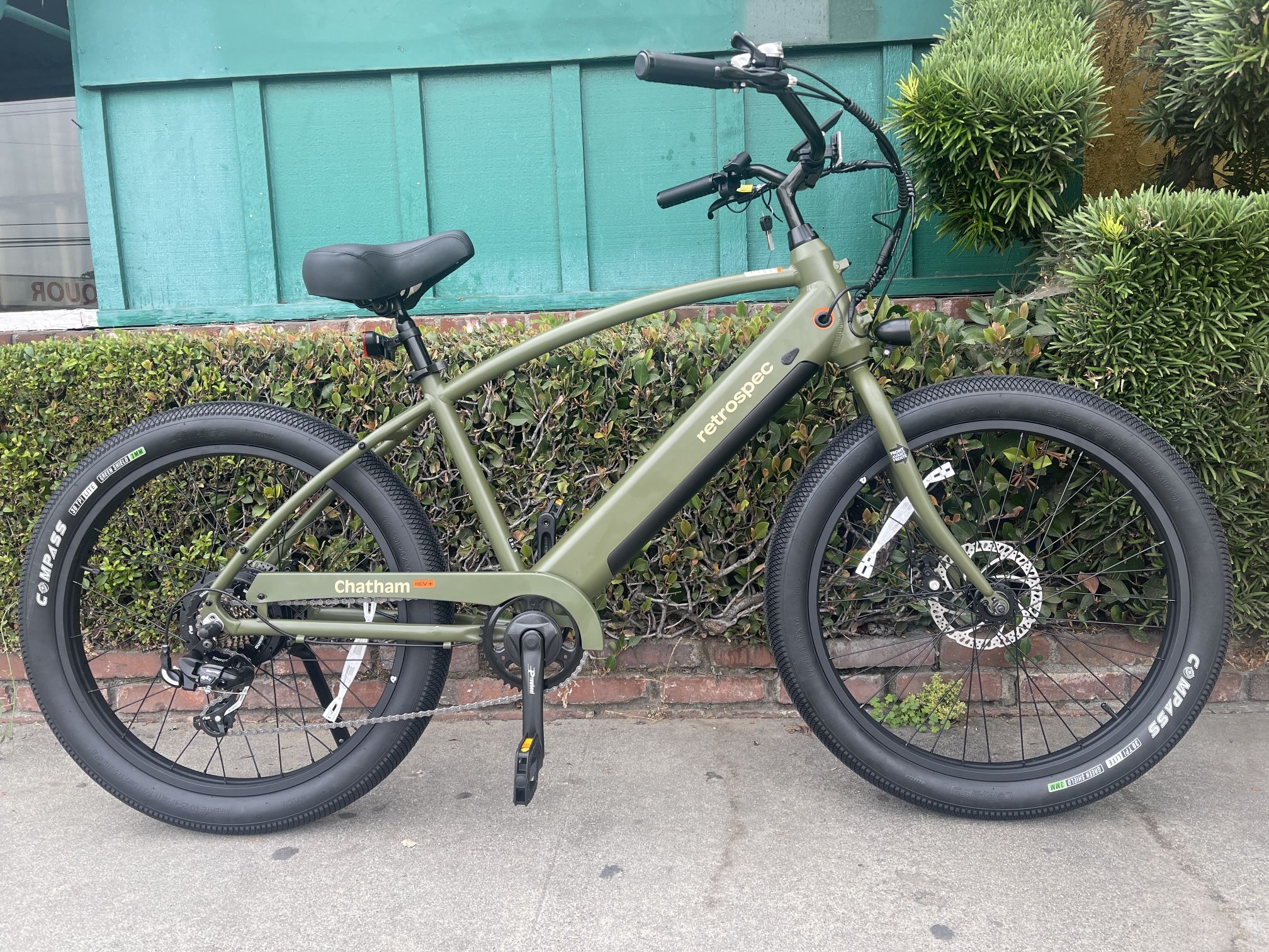 🍾$50 💸Takes Home Brand New Retrospec Chatham Rev+ Matte Green Beach Cruiser Electric E Bike 🚴 ⚡️