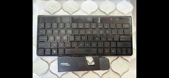 Amazon Basics Wireless Bluetooth Keyboard