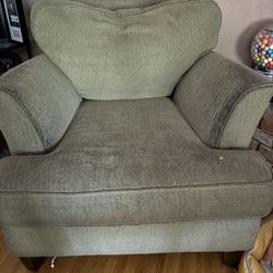 Free Oversized Chair