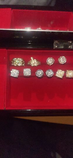 VVS MOISSANITE EARRINGS