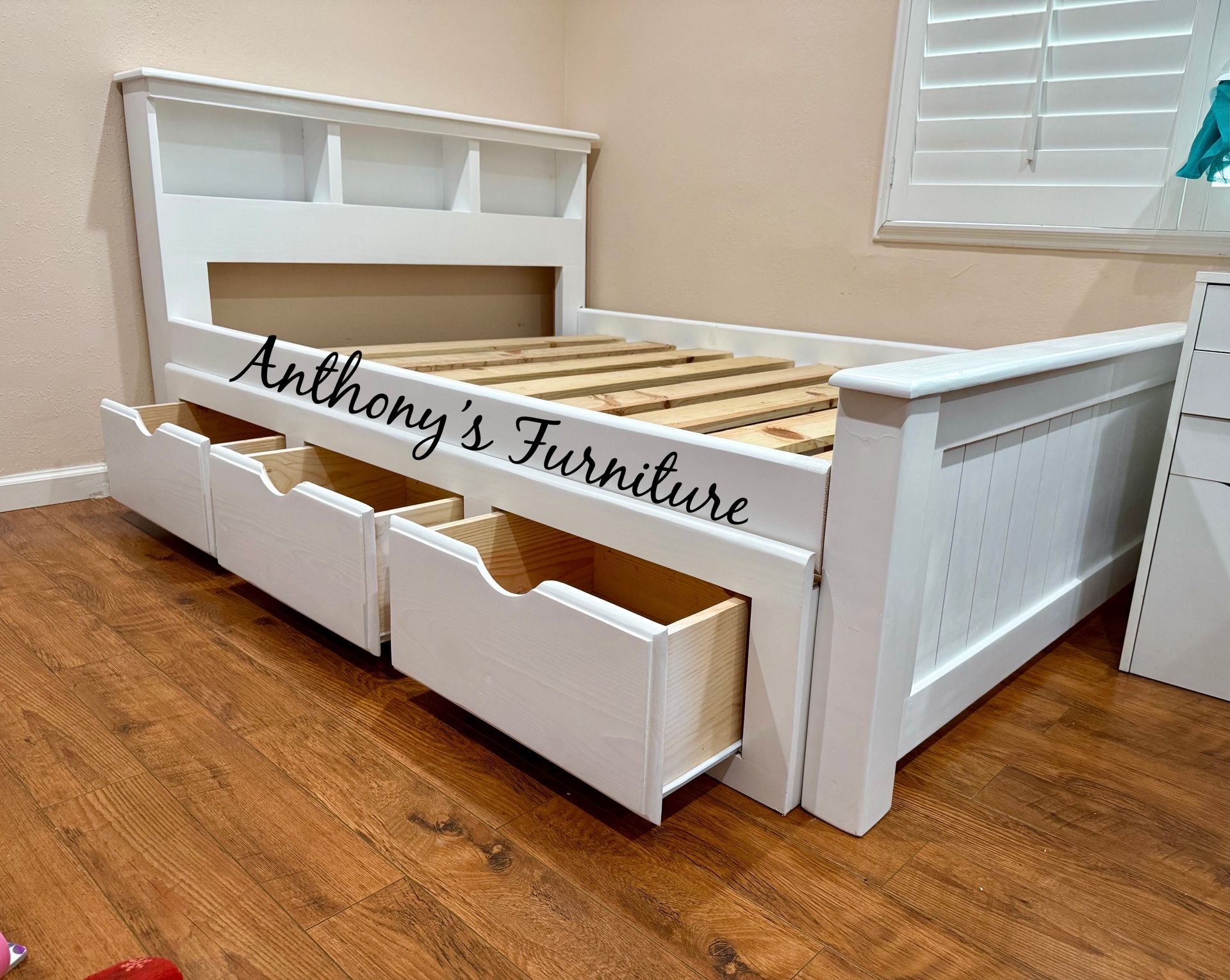 White Full Bed With Drawers