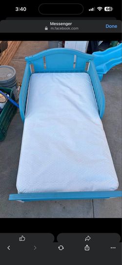 Toddler bed
