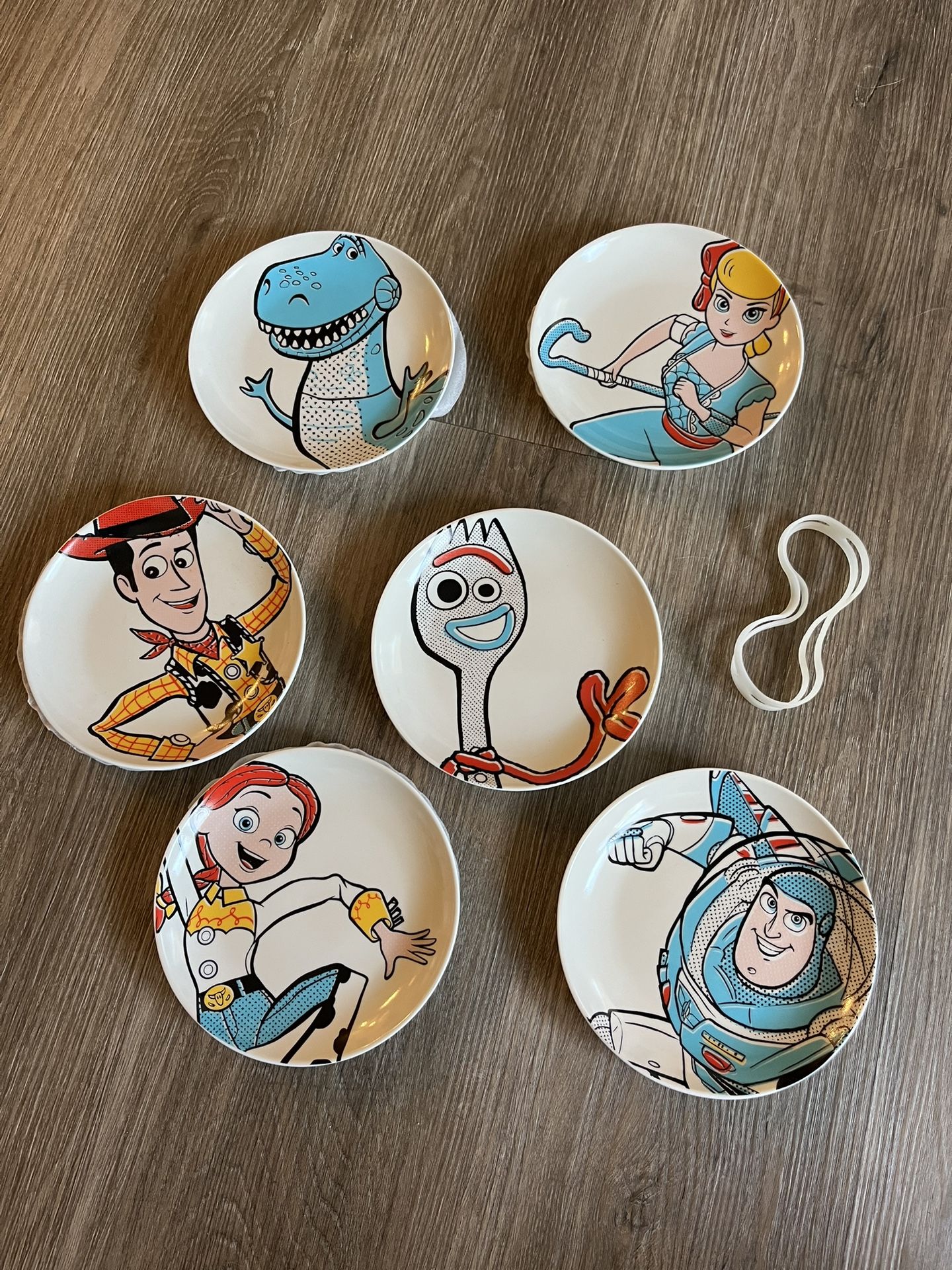 Disney Toy Story set of 6 Assorted Appetizer Plates 6" New