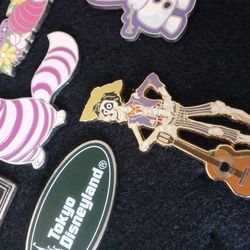 Pins From Disneyland Pins Collection Set $$