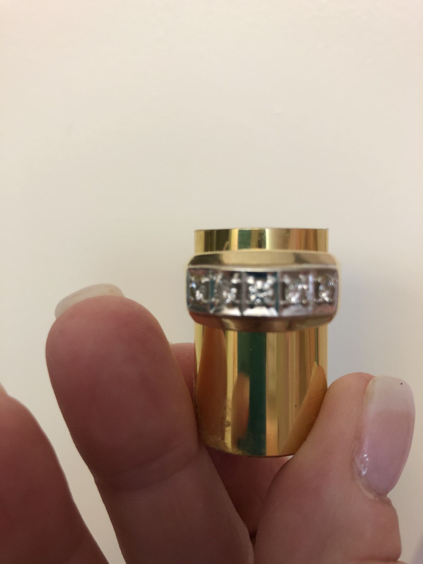 Men’s wedding ring